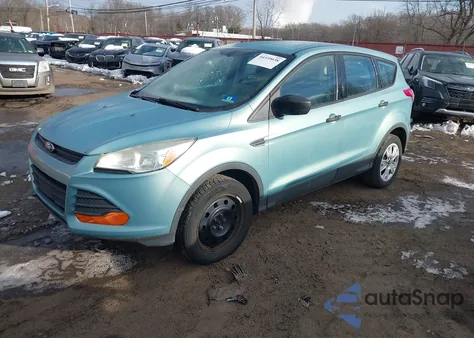 2013 Ford Escape S z USA, uszkodzony, nr VIN 1FMCU0F70DUA97202